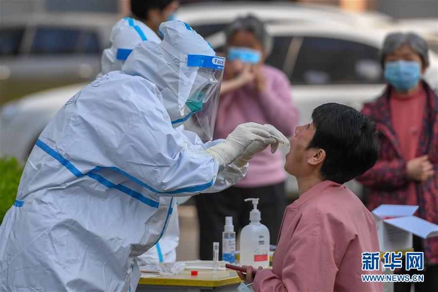 （新華全媒頭條·兩會精神看落實·圖文互動）（5）整體謀劃、系統(tǒng)升級、全面提升——落實全國兩會精神織牢織密公共衛(wèi)生防護(hù)網(wǎng)